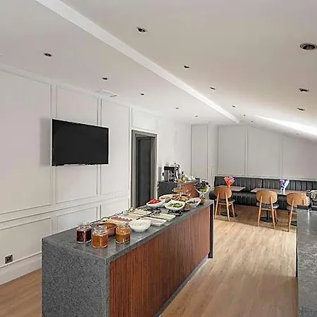Livro Hotell 3*